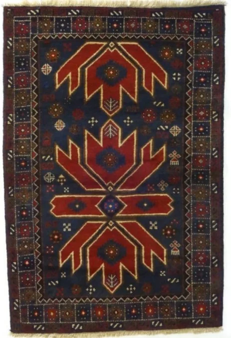 Foto esempio di un tappeto afgano Beluch con fondo e cornice scura