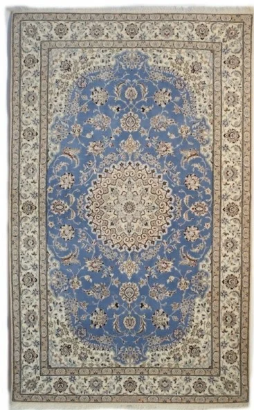 Foto esempio di un tappeto persiano Nain 6L con fondo azzurro